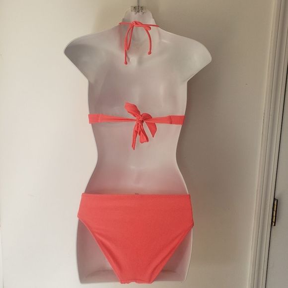 Victoria's Secret bikini - Picture 9 of 9